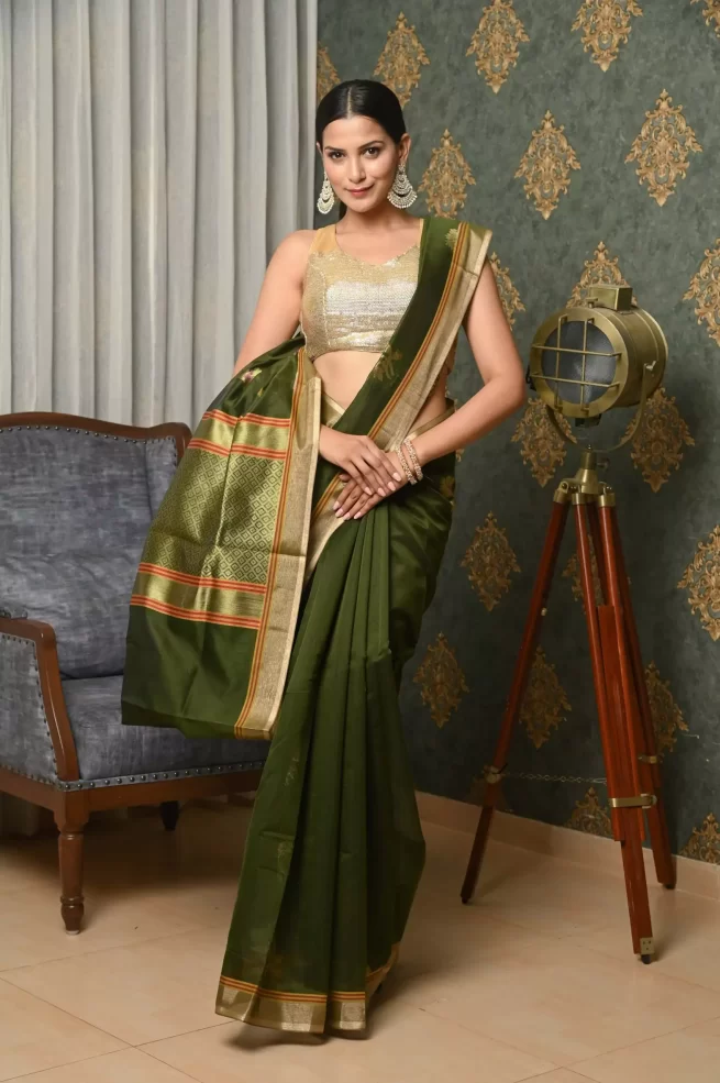 Shop Bottle Green Banarasi Silk Meenakari Woven Patola Saree Festive Wear  Online at Best Price | Cbazaar