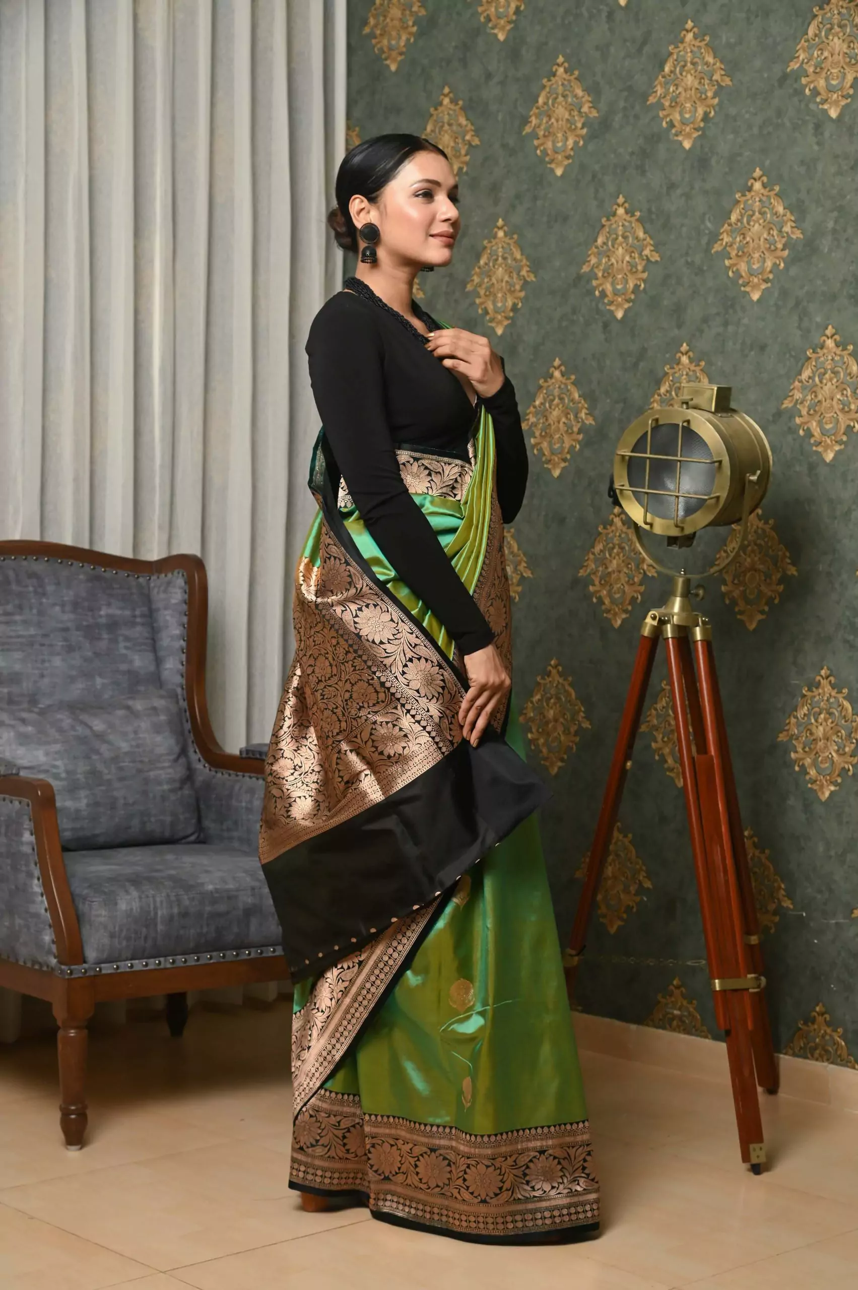 Buy GEETABA FASHION Self Design Kanjivaram Pure Silk Green Sarees Online @  Best Price In India | Flipkart.com