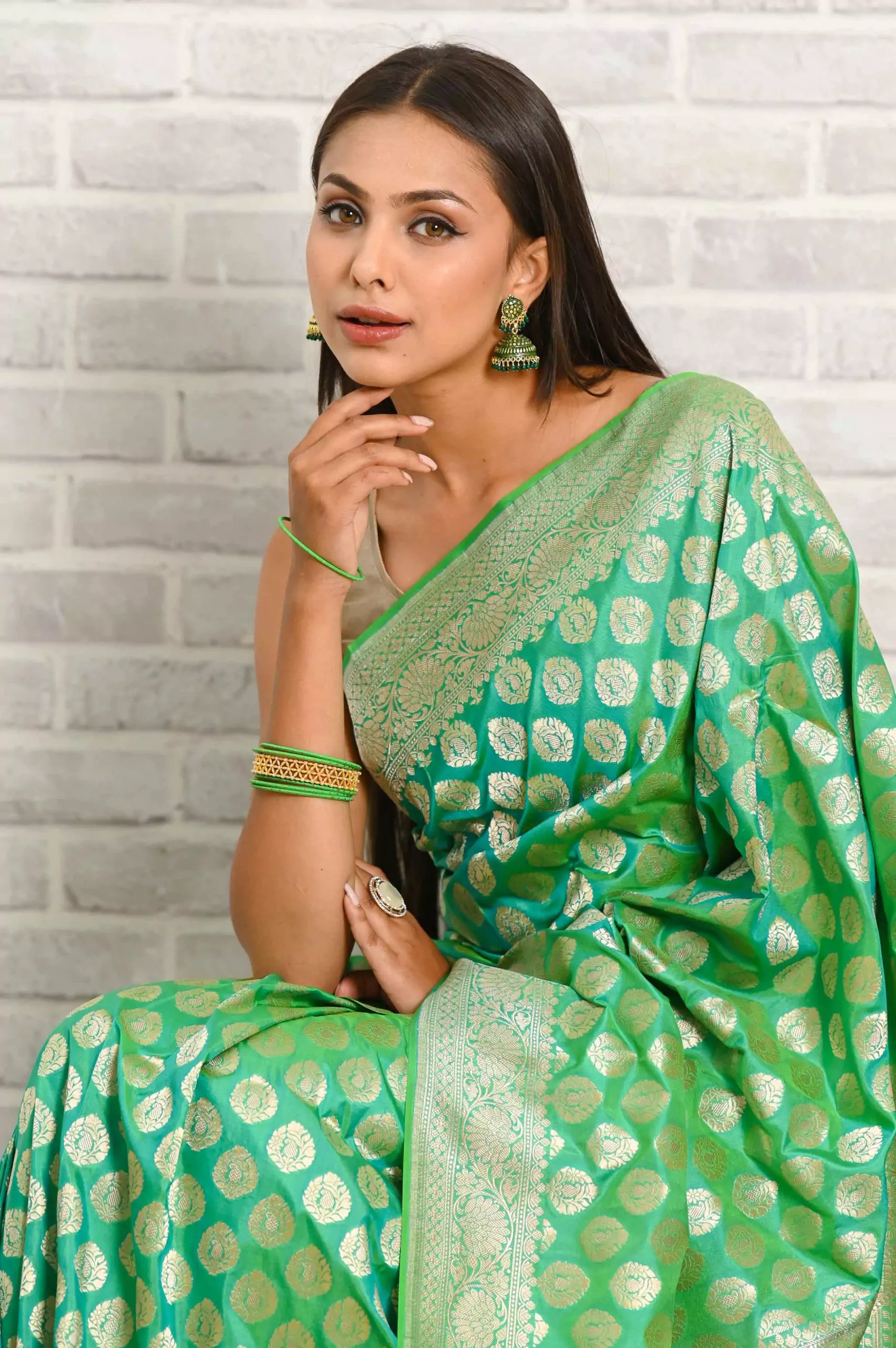 Green and Pink Katan Banarasi Silk Saree at Rs.1700/Piece in kolkata offer  by Ladies Fashion Hub